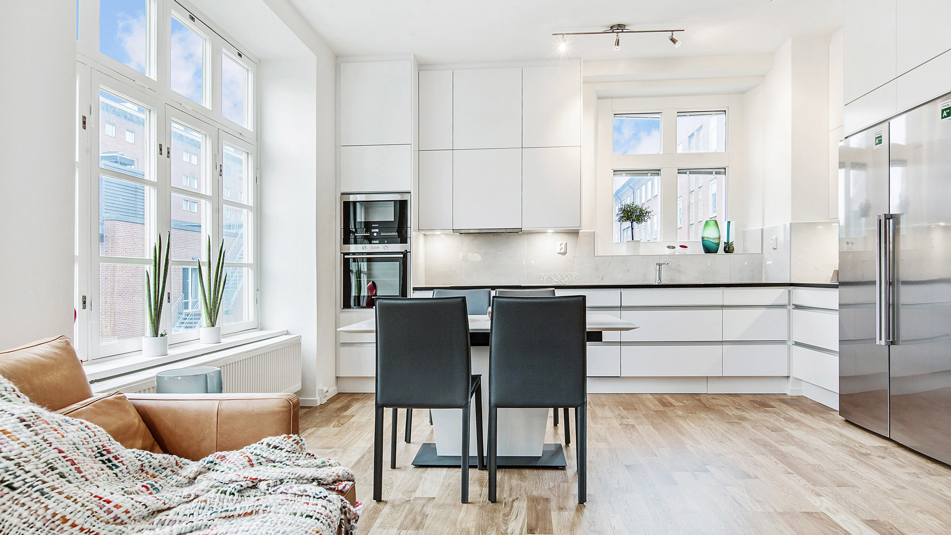 4. Lagga golv Vendelso Haninge